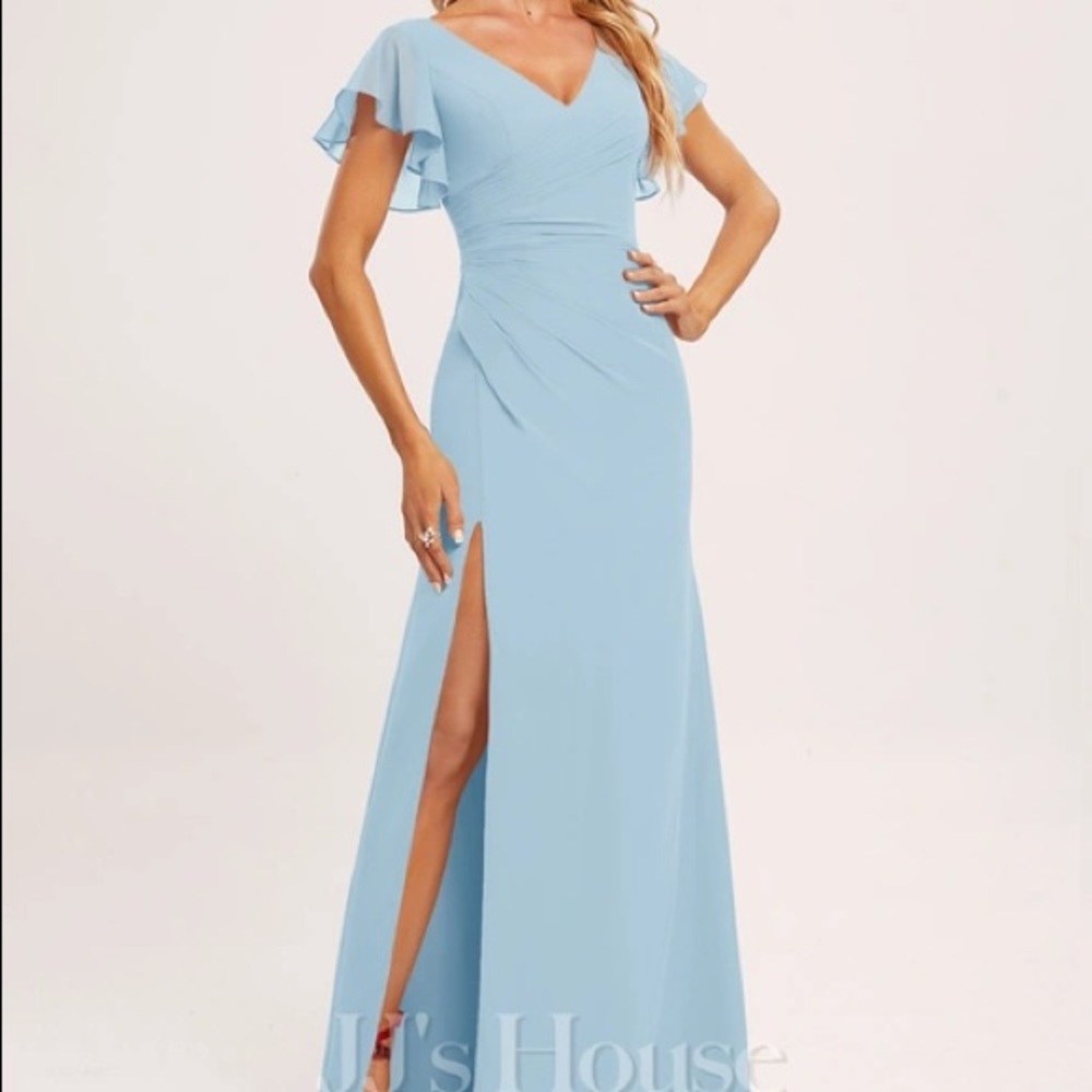 JJ’s House Sky Blue A-line V-Neck-Chiffon Bridesmaid Dress With Ruffle size 8